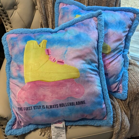 Barbi Decorator Rollerblading PIllows Set of 2 - Picture 1 of 4